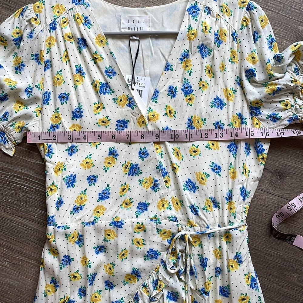 Lost + Wander Mama Mia Ruffled Floral Wrap Dress NWT - Picture 11 of 12